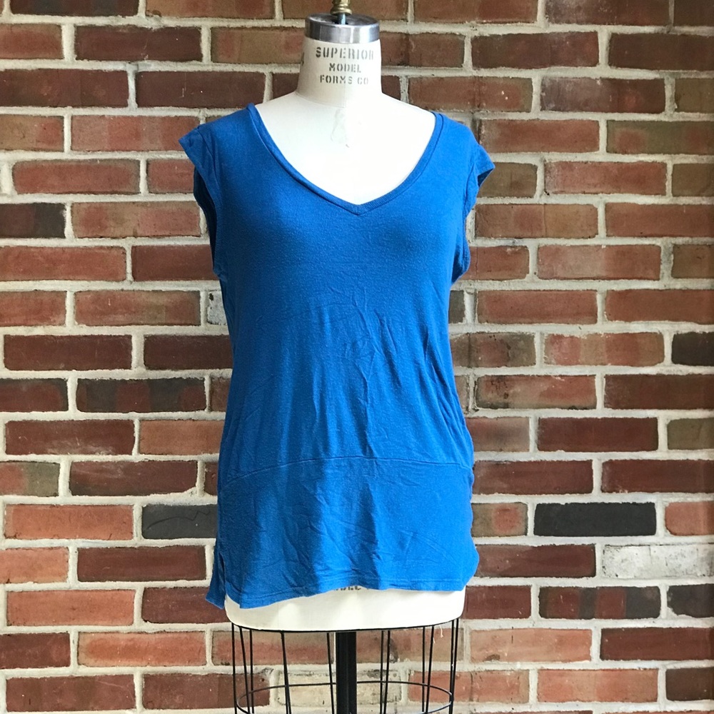 Bordeaux size S knit top